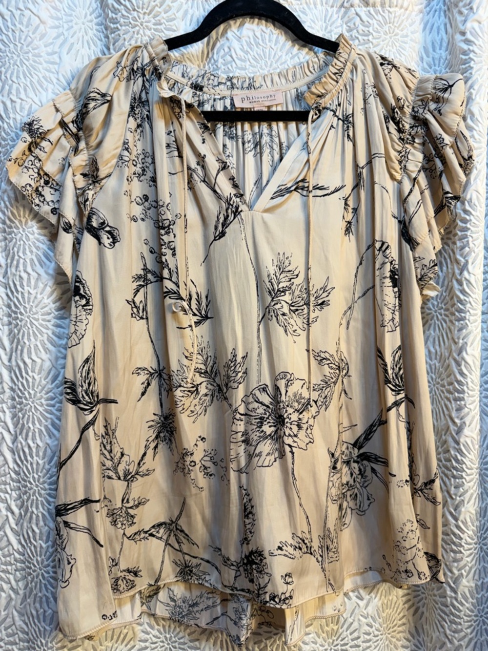 Philosophy Cream Floral Print Ruffle Sleeve Blouse